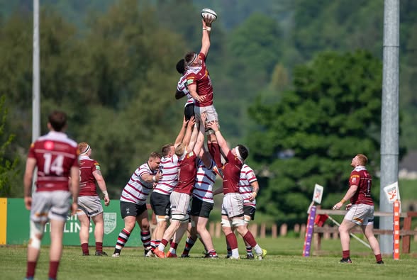 Rugby lineout